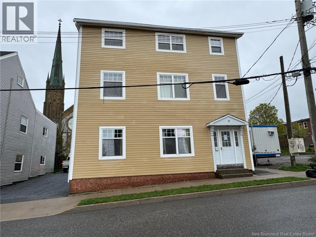 Photo 1 of 44 — 9 Exmouth Street, Saint John, NB E2L3R9