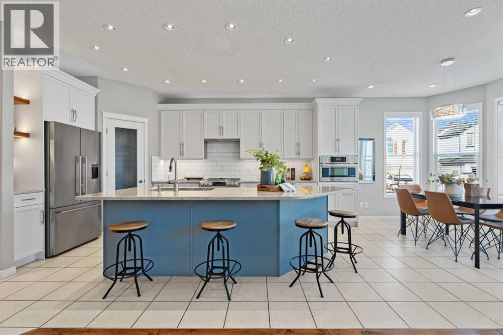 40 Drake Landing Way