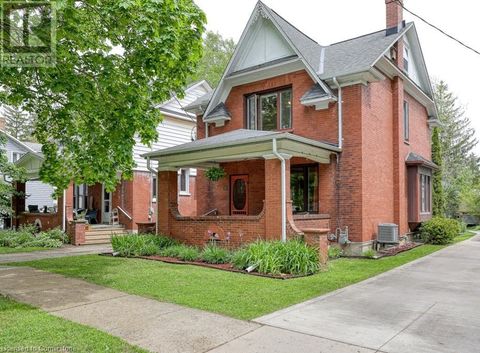 253 PEEL Street New Hamburg ON N3A1E8