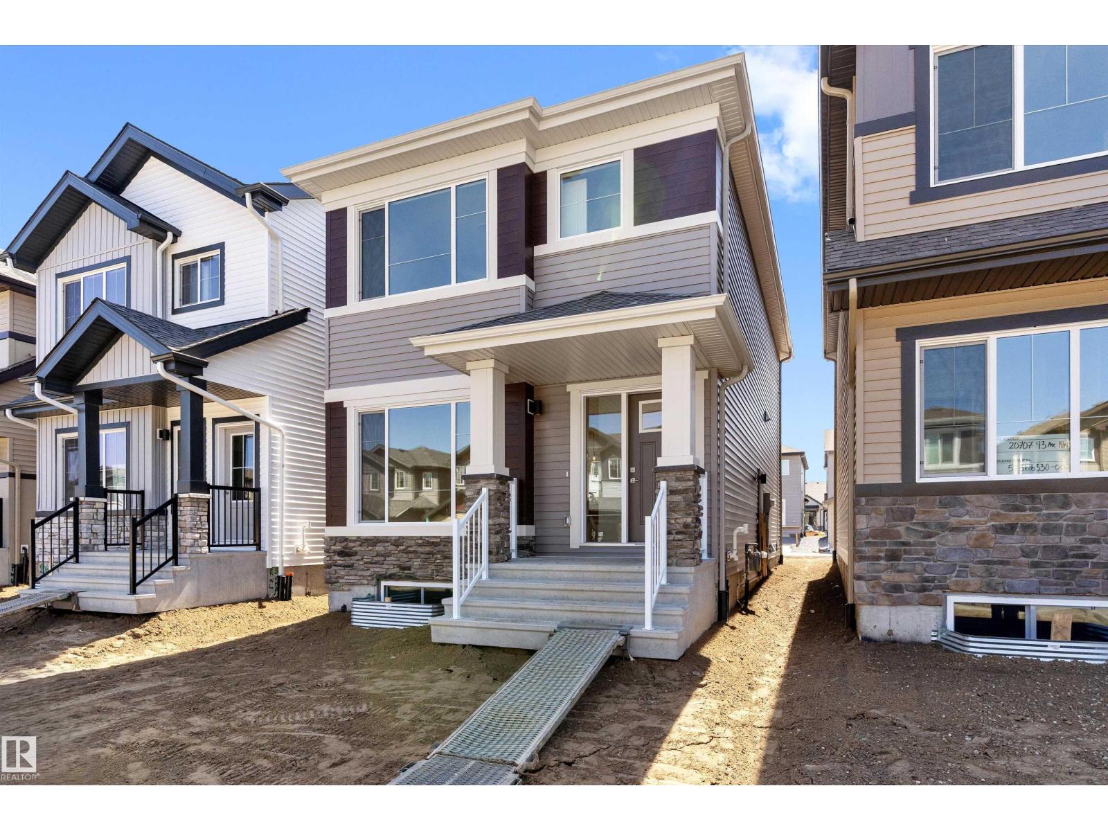20703 43 AV NW