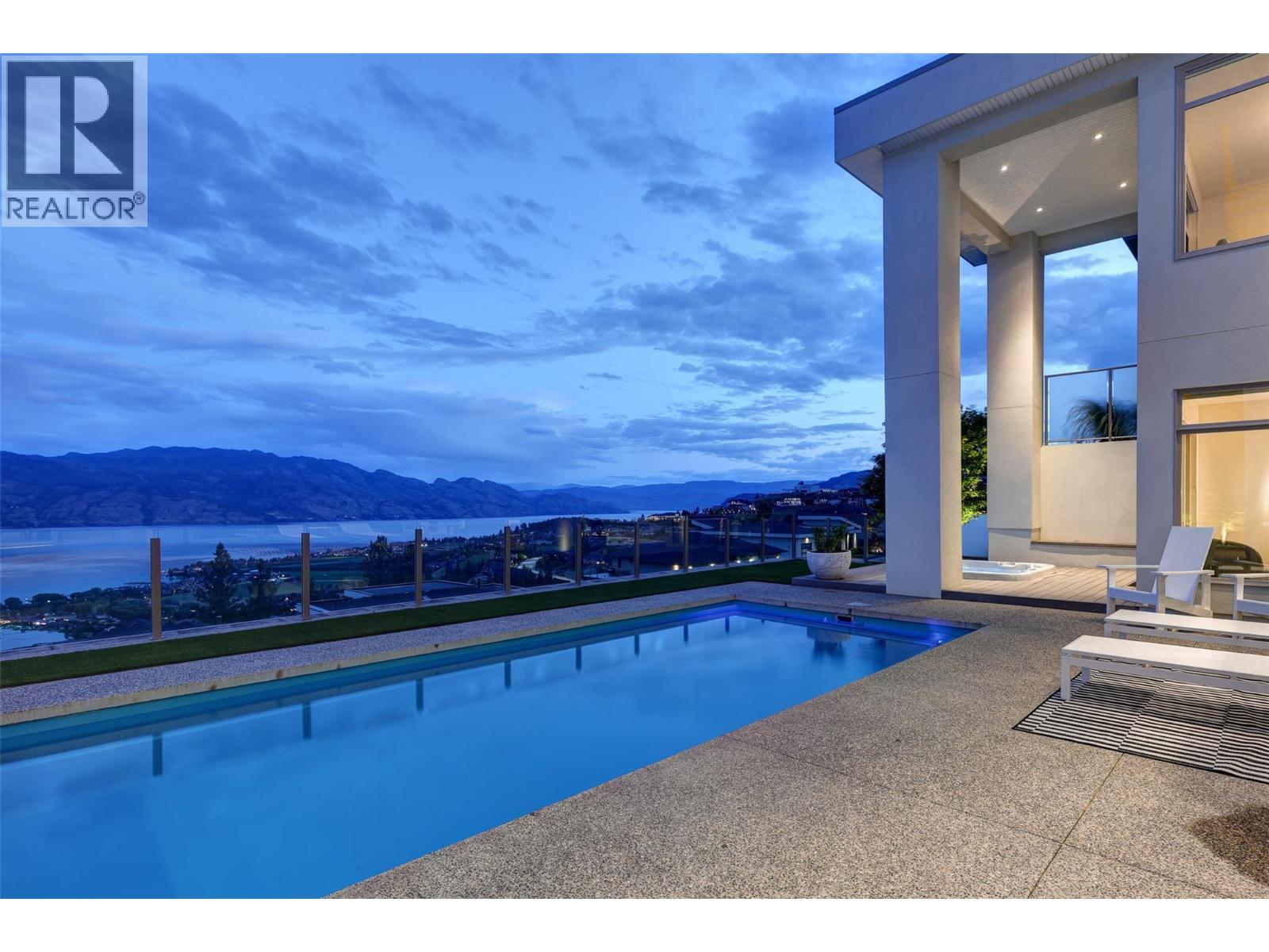1384 Pinot Noir Drive