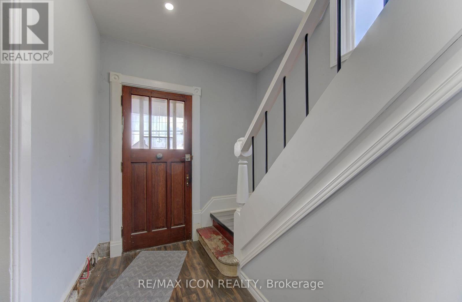 138 COURTLAND AVENUE E