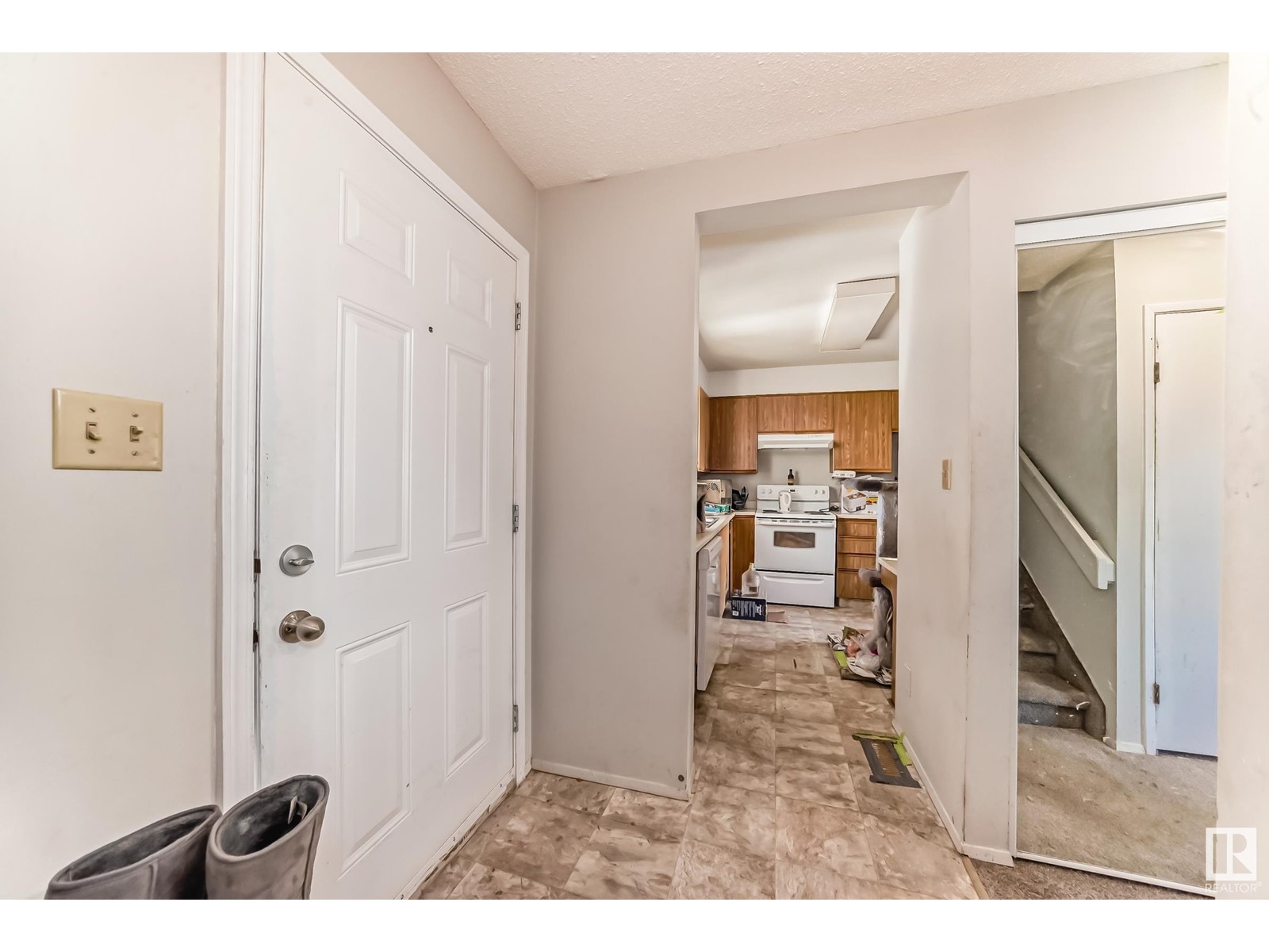 #55 1415 62 ST NW