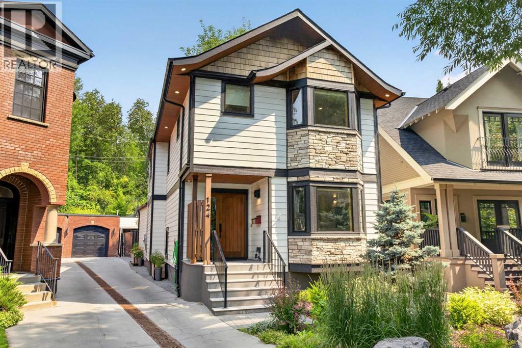 124 Garden Crescent SW