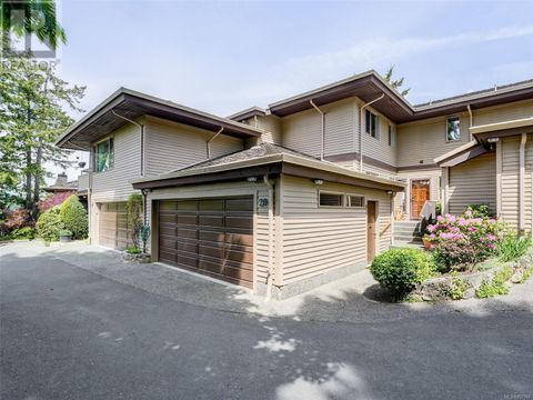 28 2353 Harbour Rd Sidney BC V8L3X8