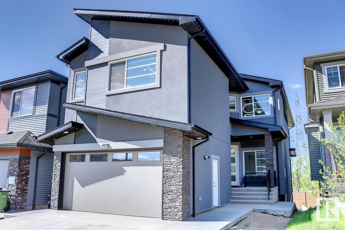 3628 1 AV SW