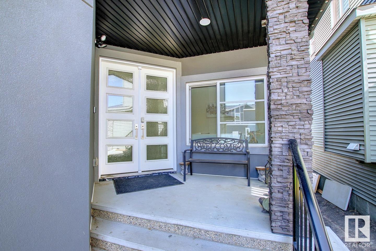 3628 1 AV SW