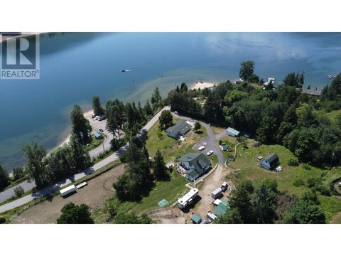 601 VALHALLA Road Nelson BC v1l6m6