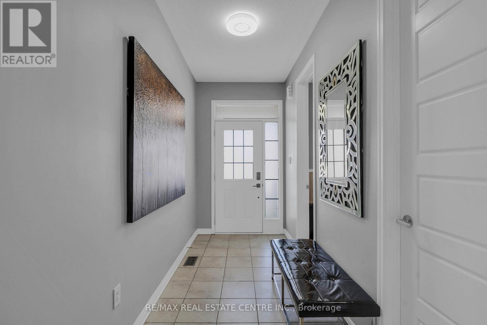 460 EQUESTRIAN WAY
