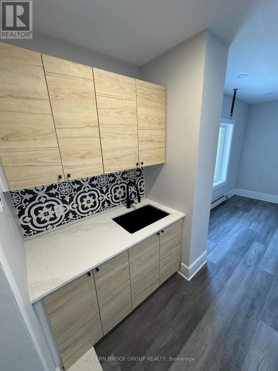 2 - 4 WATER WATER STREET