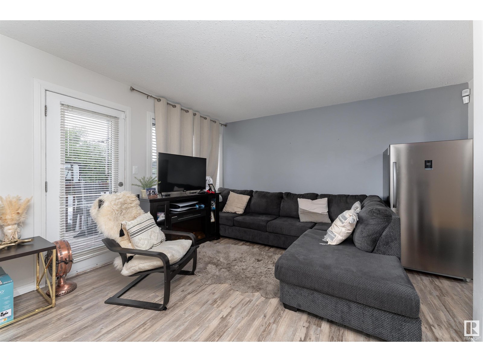 #2 11813 43 ST NW