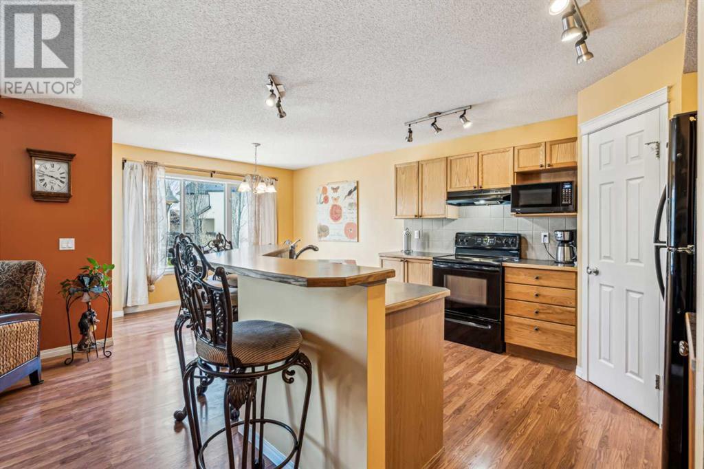 15 Copperfield Point SE