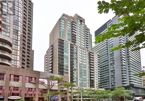 2002 - 750 BAY STREET Toronto (Bay Street Corridor) ON M5G1N6