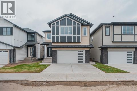 137 Saddlecrest Circle NE Calgary AB T3J0Z2