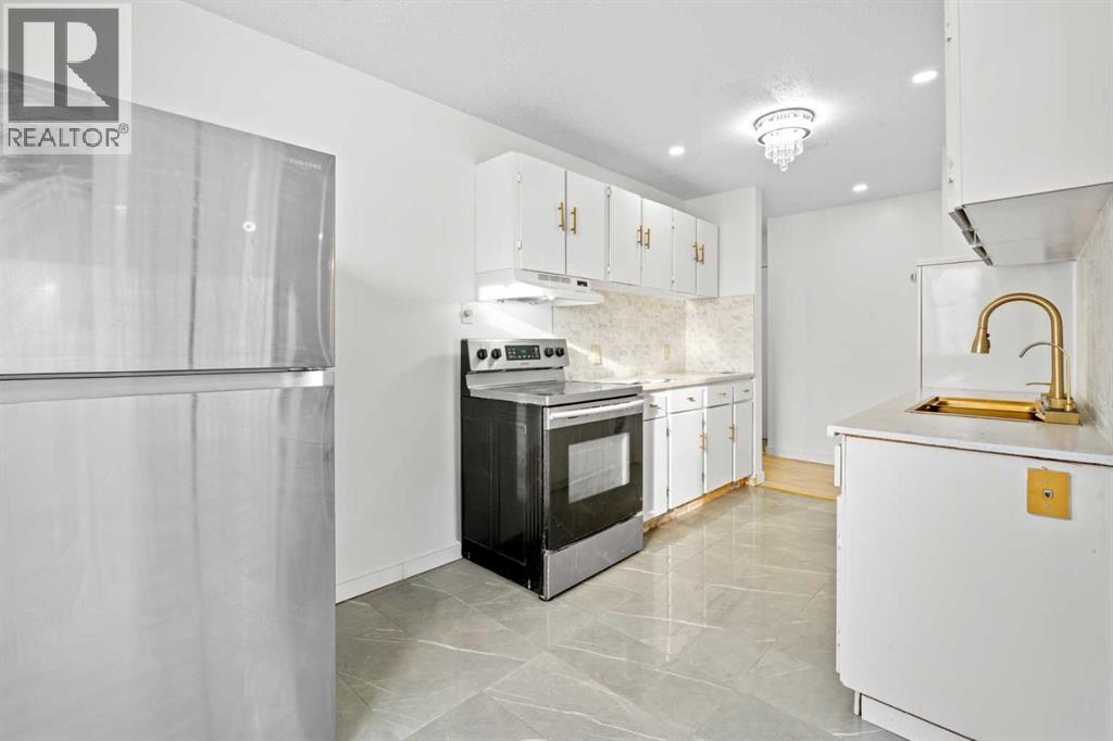 201, 4328 4 Street NW