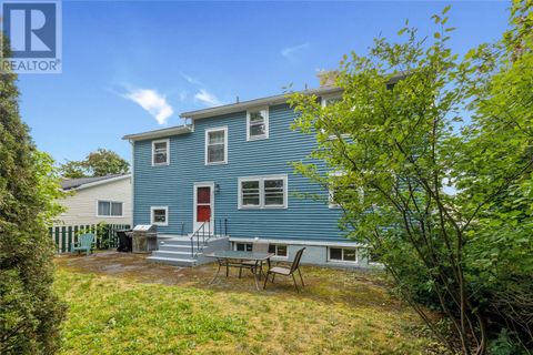 36 Kerry Street St. John;s NF A1A2E8