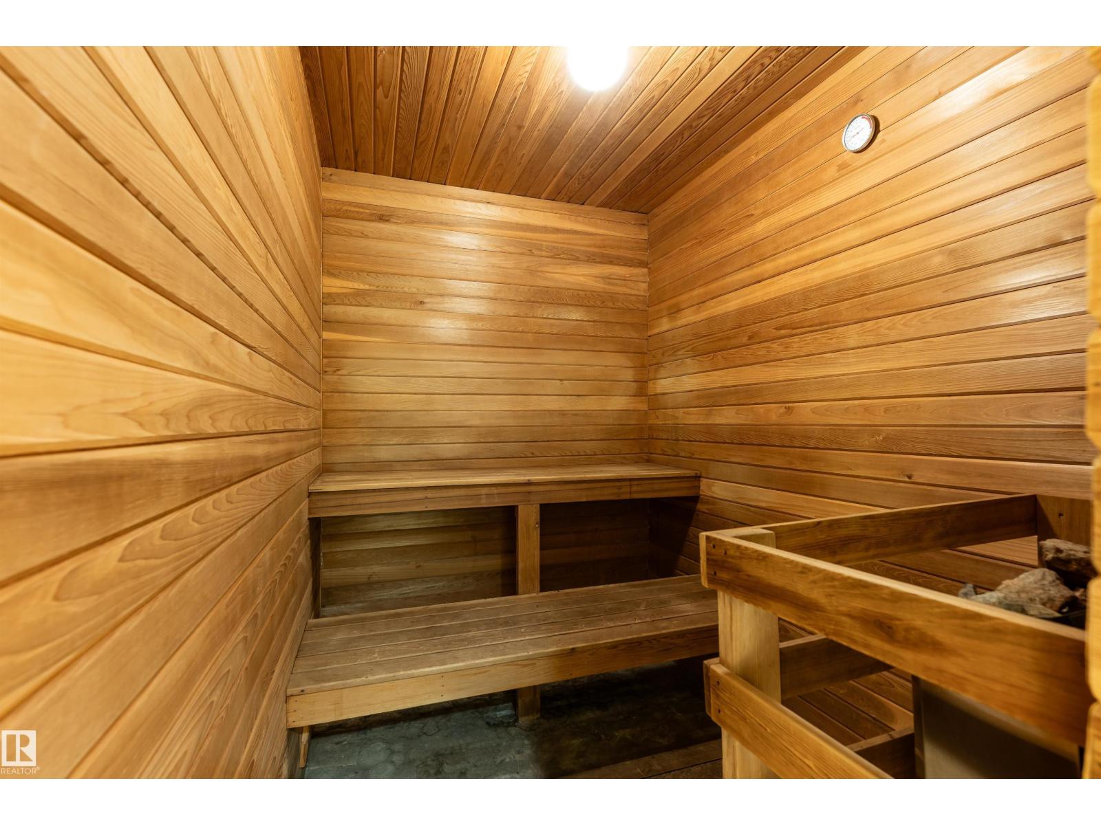 #702 8340 JASPER AV NW