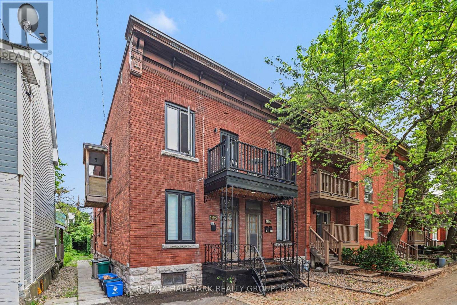1 - 164 BRUYERE STREET