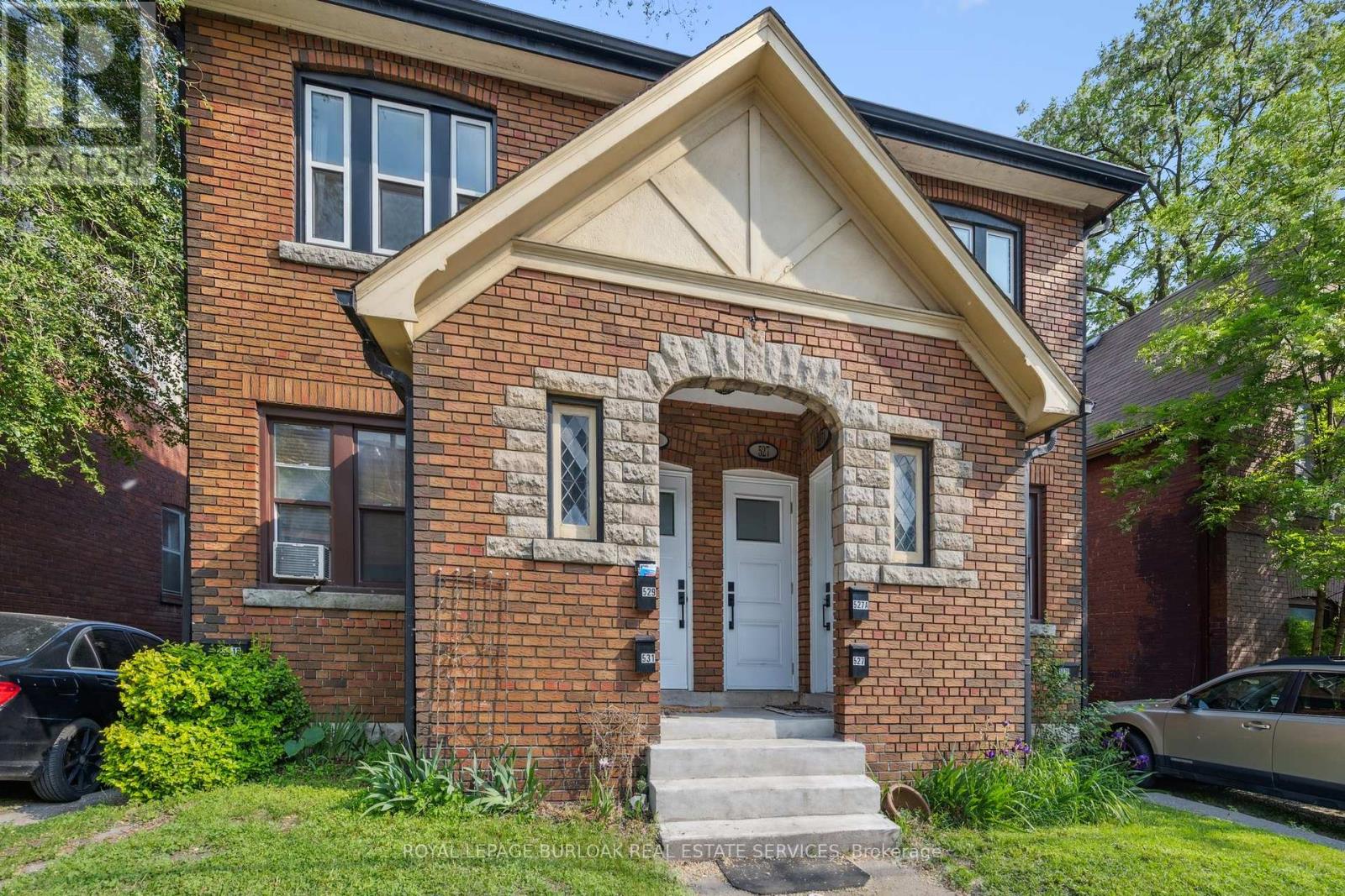527 KINGSTON ROAD