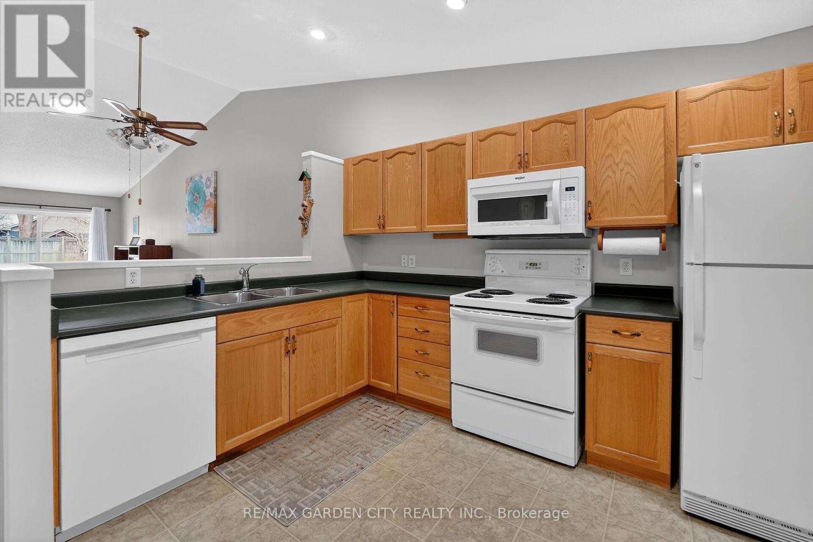 27 - 303 CENTRAL AVENUE