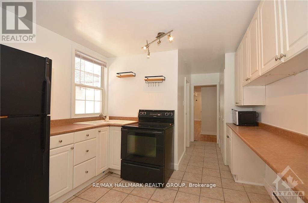 64-62 COBOURG STREET