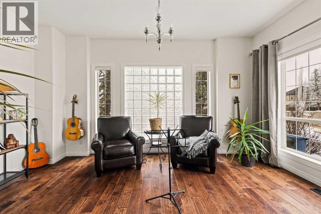 1560 Strathcona Drive SW