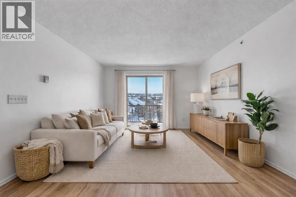 4406, 60 Panatella Street NW