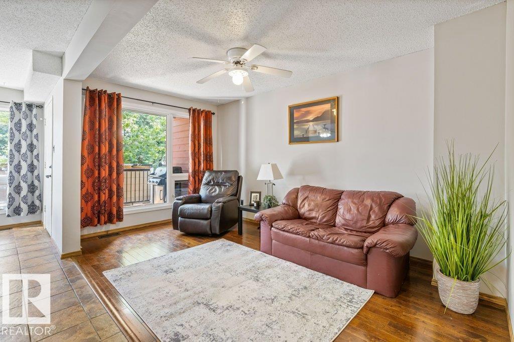 86 LORELEI CL NW