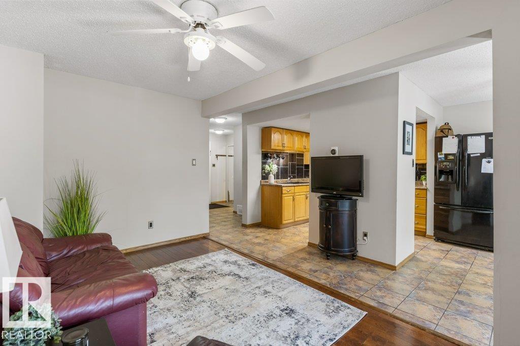 86 LORELEI CL NW