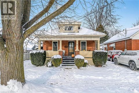 55 BRUNSWICK Street Brantford ON N3T1E9