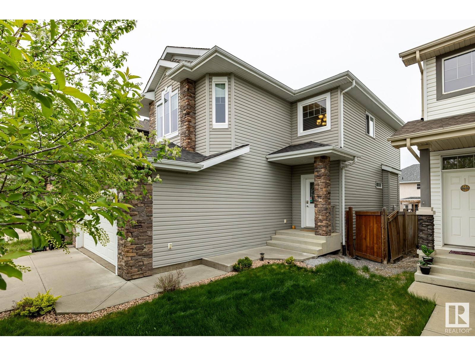 6720 19 Ave SW SW