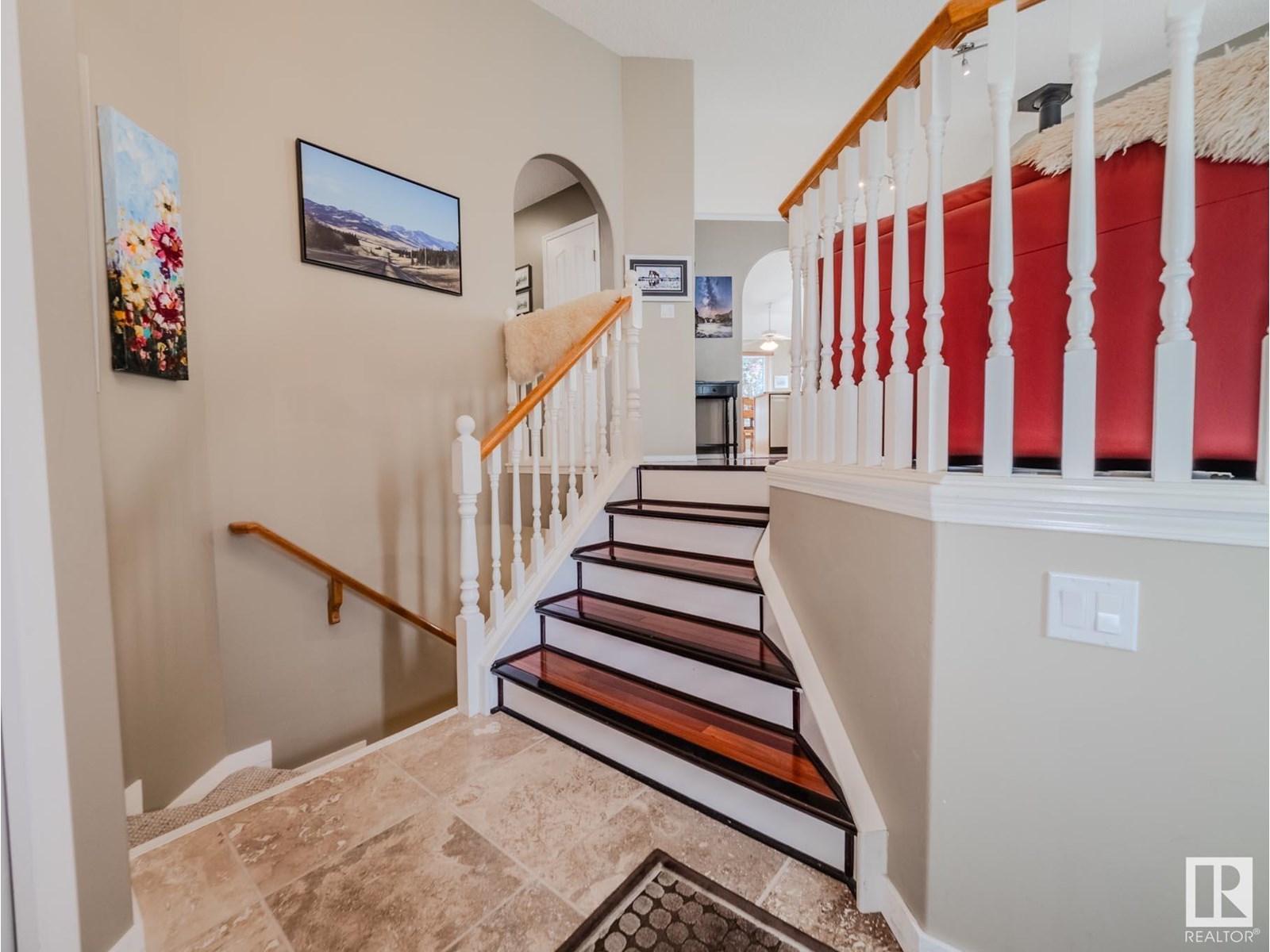125 FOXHAVEN PL