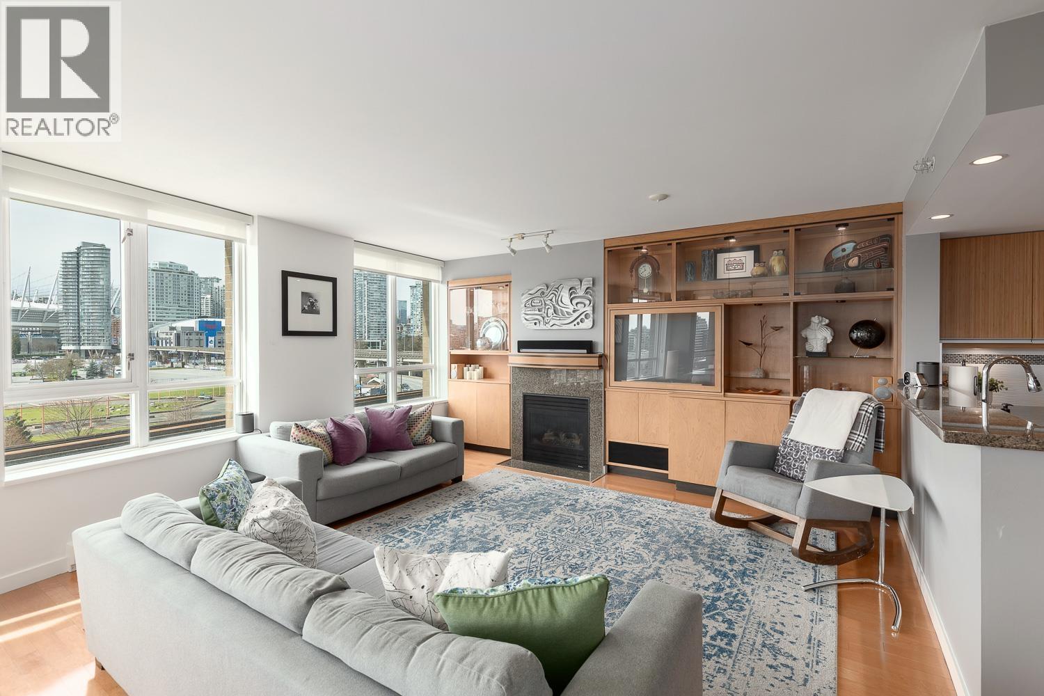 605 120 MILROSS AVENUE