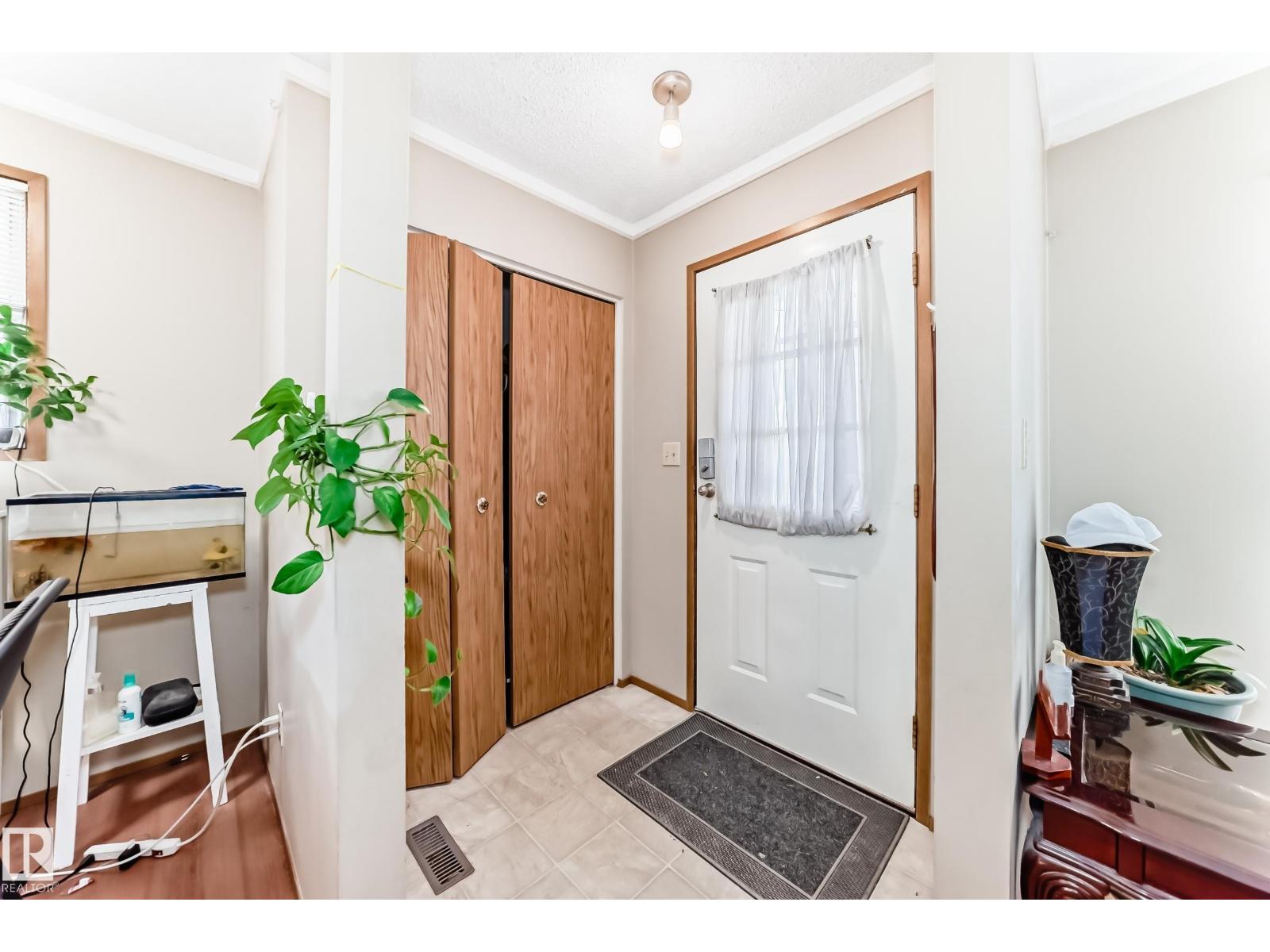 15611 83A ST NW