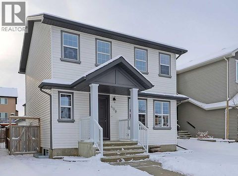 409 Cimarron Boulevard Okotoks AB T1S0A9