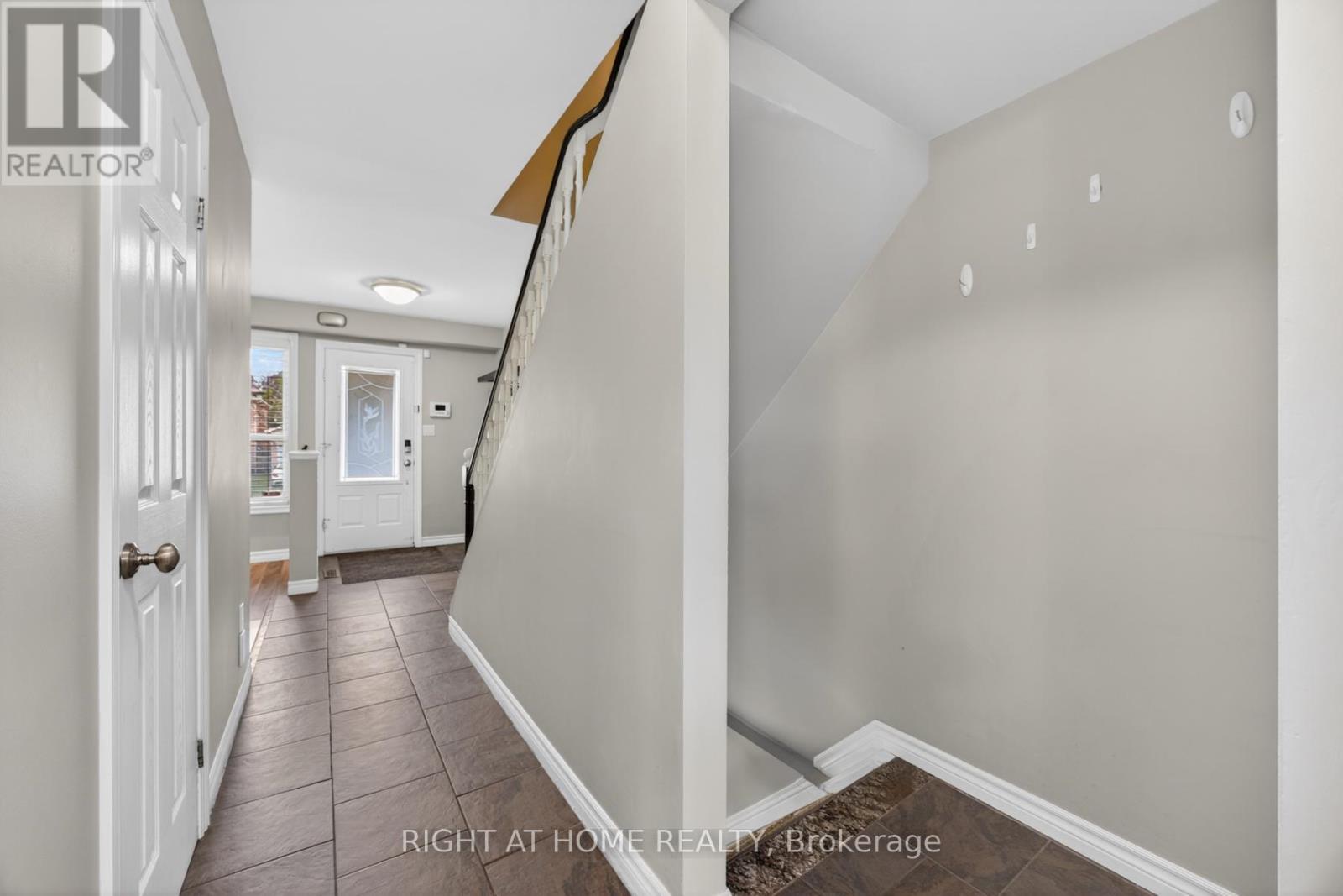 47 WOODWARD CRESCENT