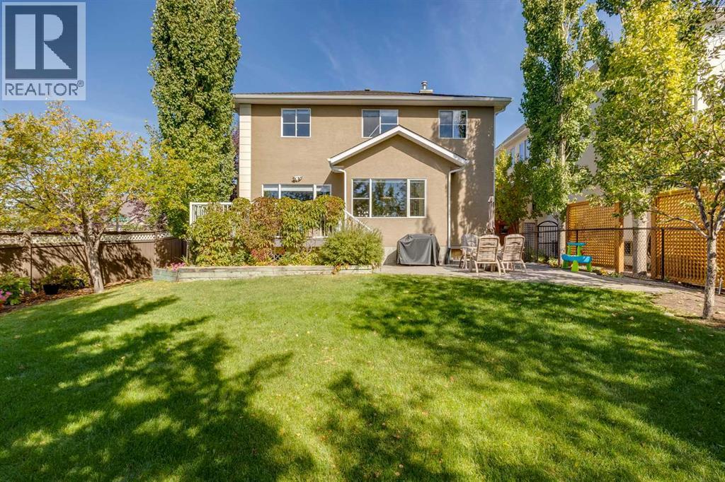 104 Strathridge Place SW