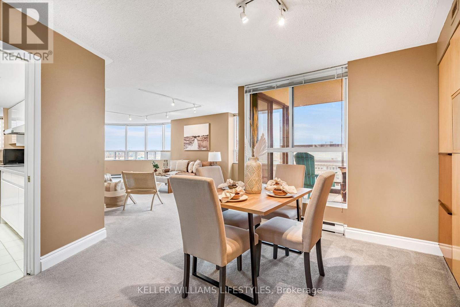 1101 - 7 PICTON STREET