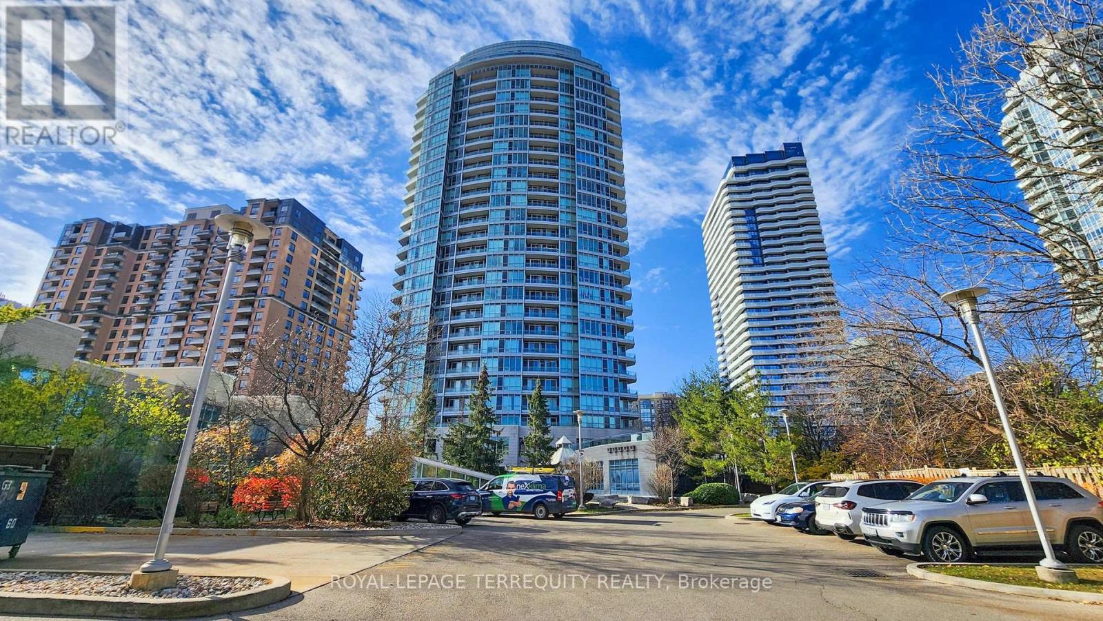 Photo 1 of 43 — #1509 - 60 BYNG AVENUE Unit #1509, Toronto (Willowdale East), ON M2N7K3