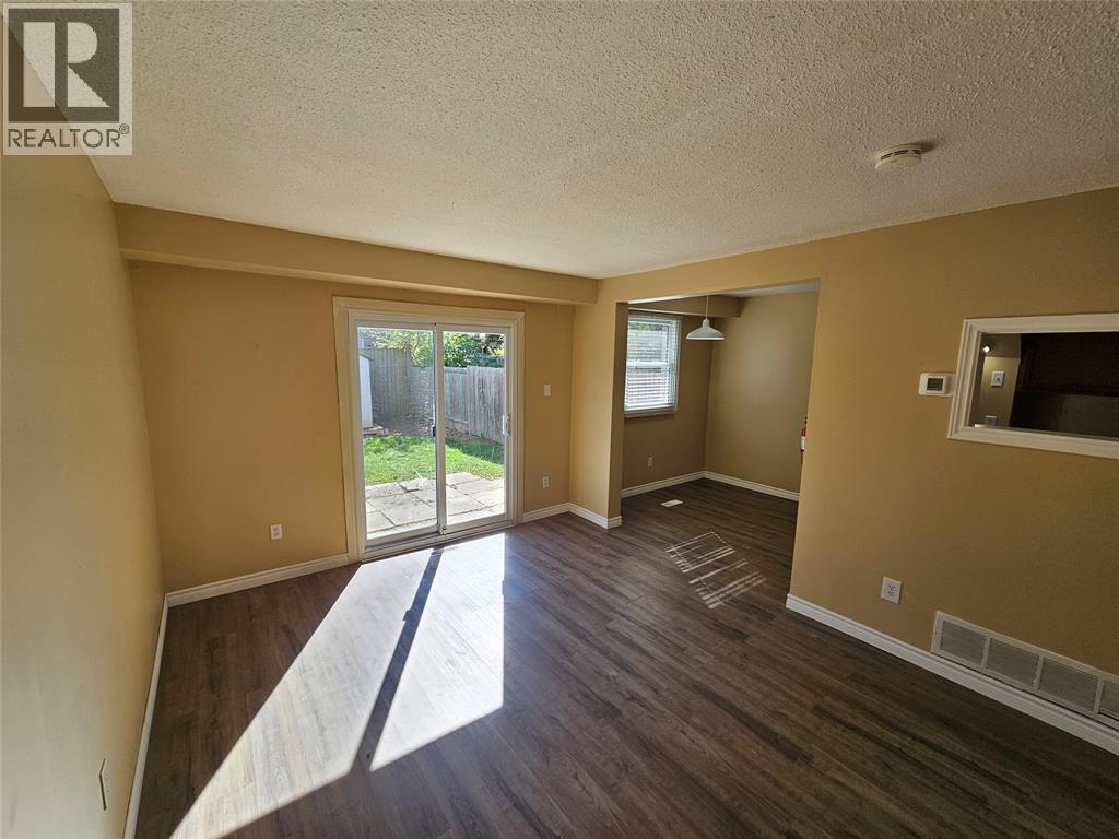 317 SOMERSET CRESCENT