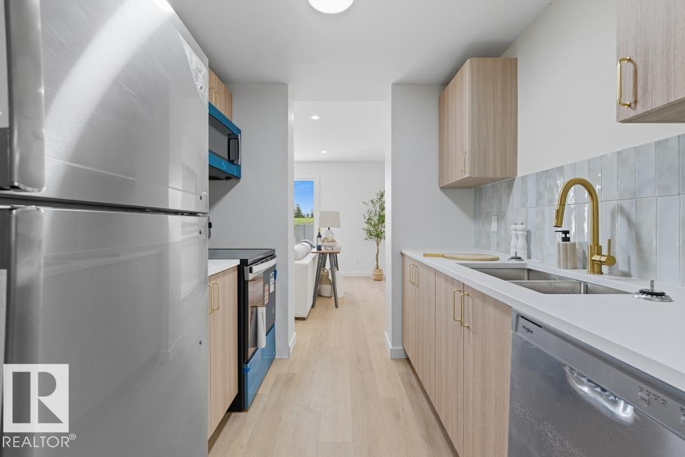 121 ABBOTTSFIELD RD NW