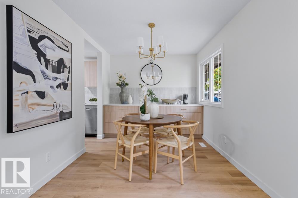 121 ABBOTTSFIELD RD NW