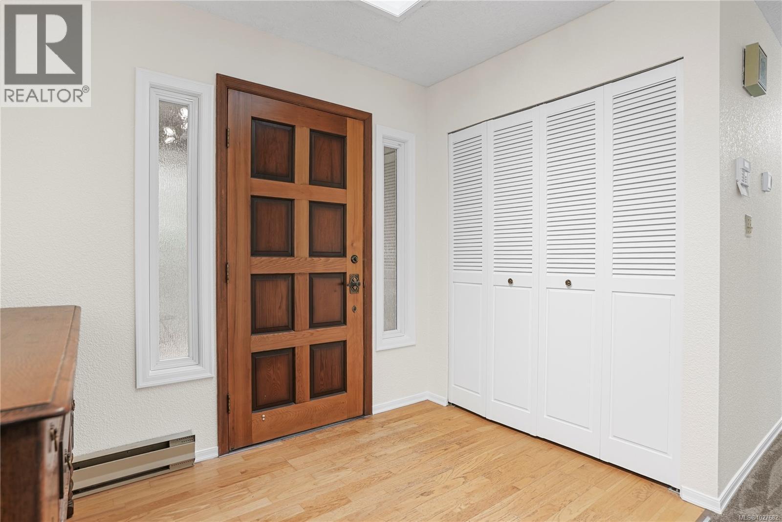 9343 Carnoustie Cres