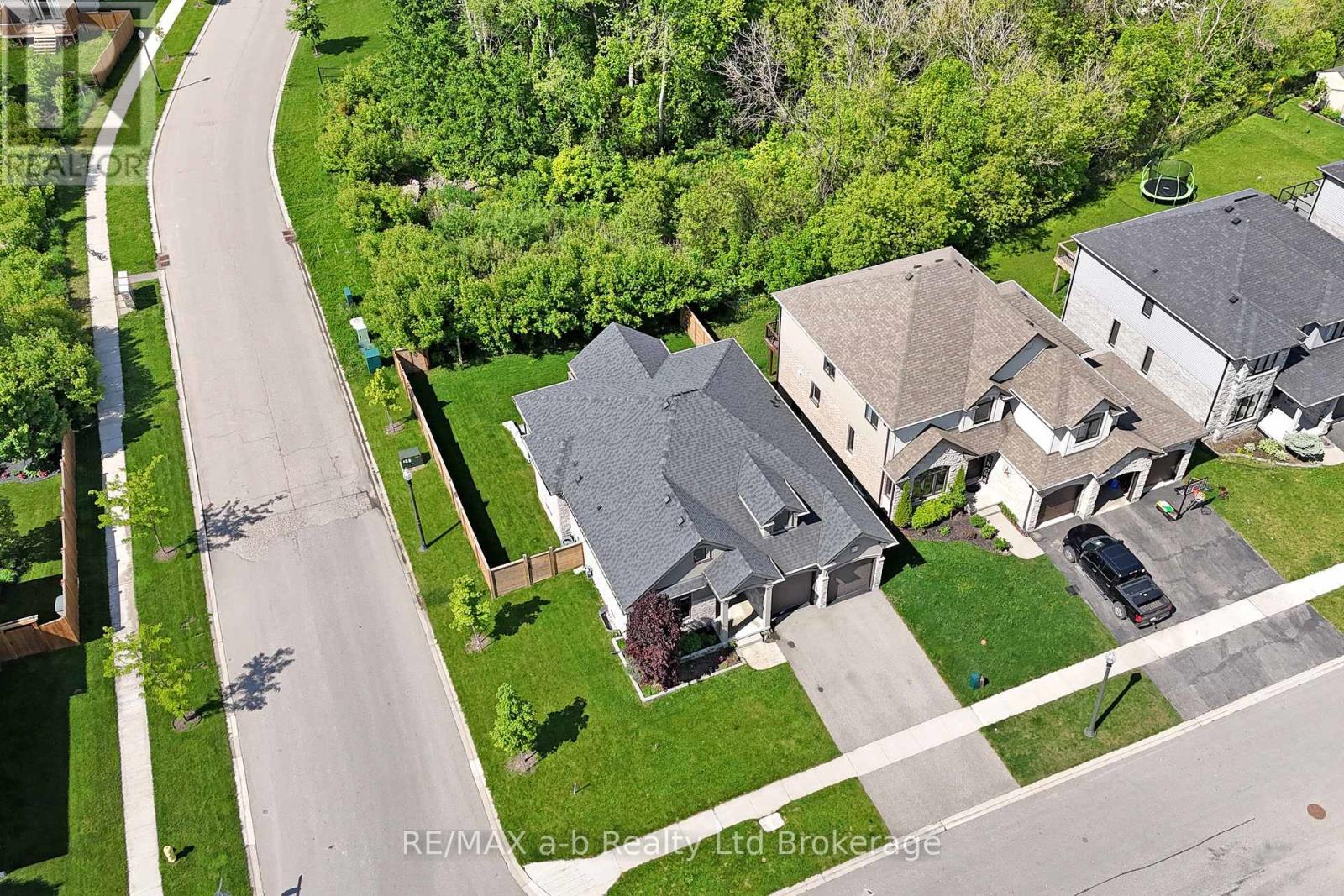 255 WEDGEWOOD DRIVE