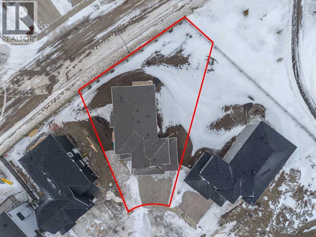 67 Lakes Estates Circle