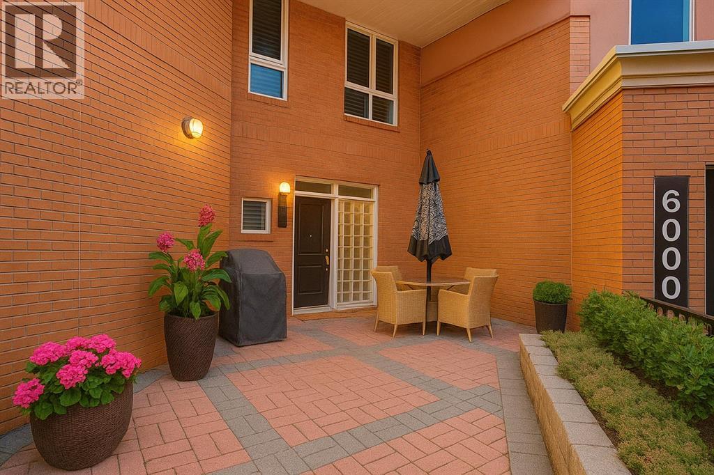 5206, 400 Eau Claire Avenue SW