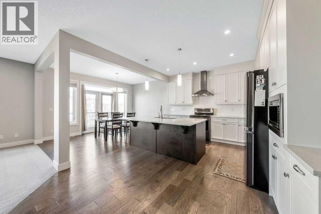 82 Panton View NW