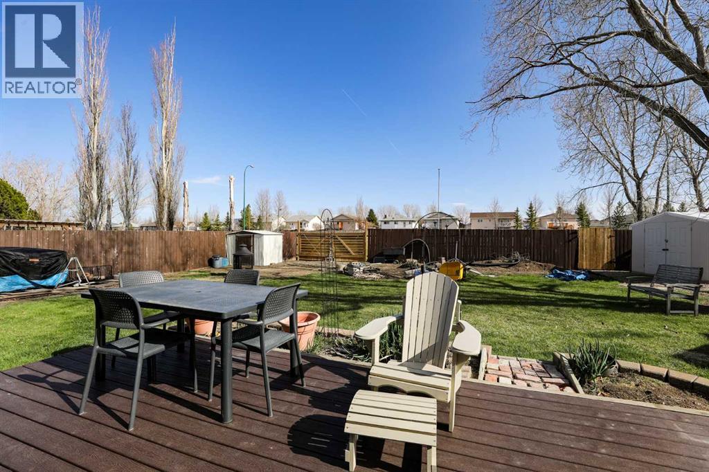 97 Laval Court W