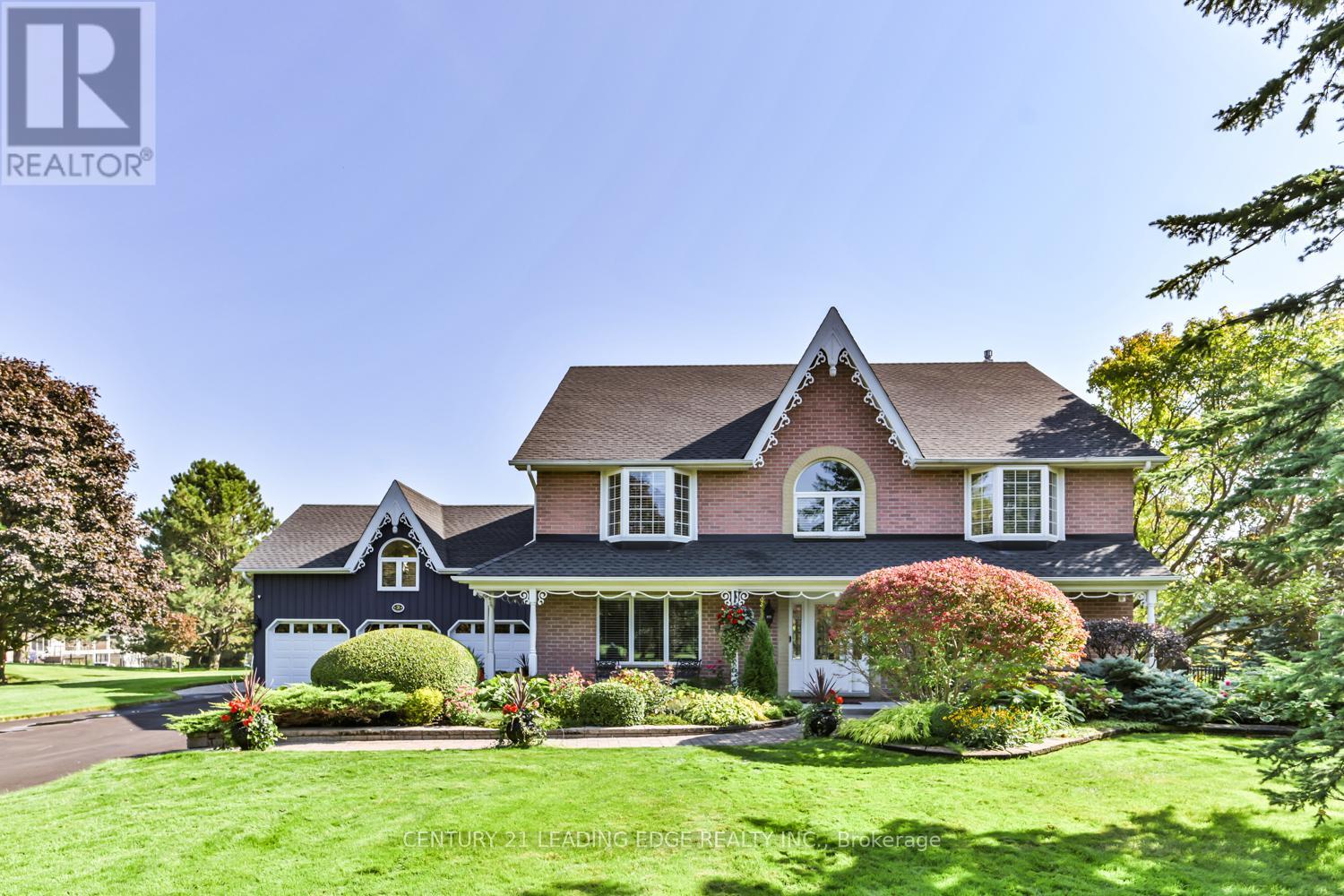 3 MAPLE VIEW LANE