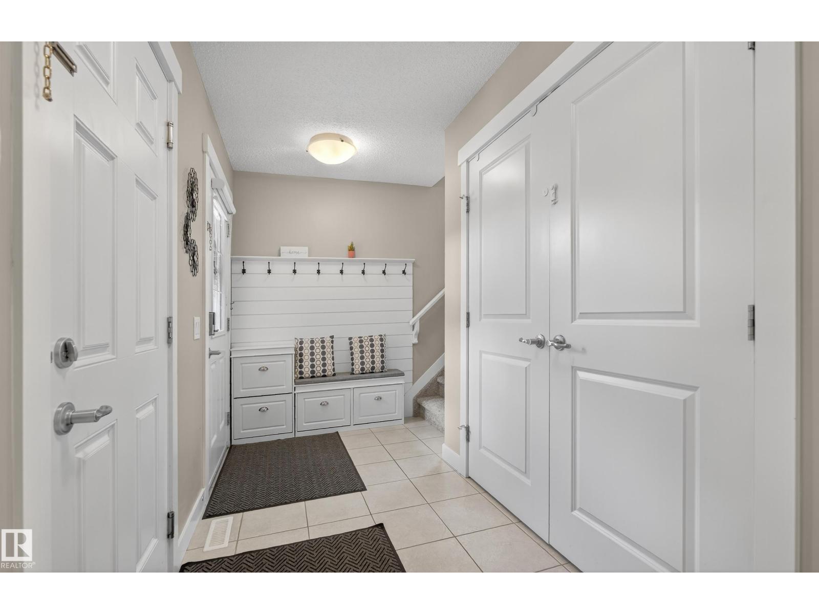 418 ARMITAGE RD